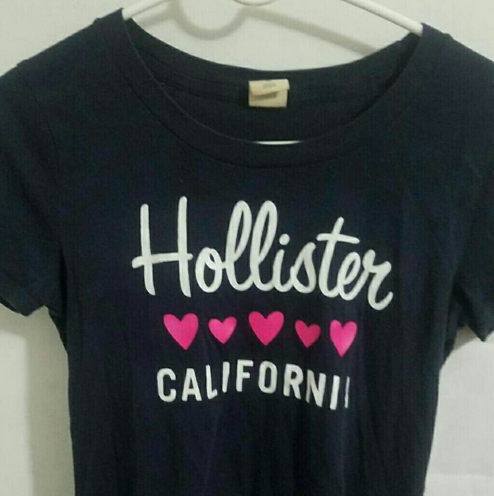Hollister T-shirt